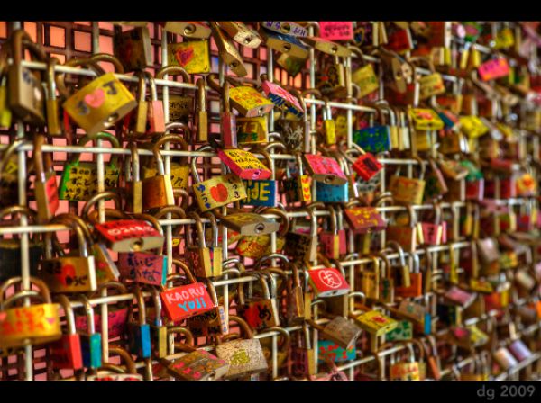 Love Locks (12 pics)