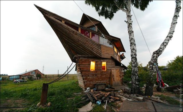 A Real Houseboat