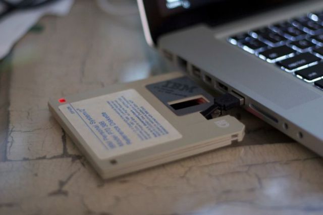 Homemade Floppy Flash Drive