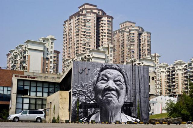 Stunning Street Art That Sends a Message