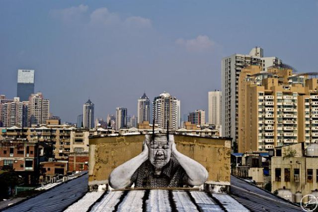 Stunning Street Art That Sends a Message