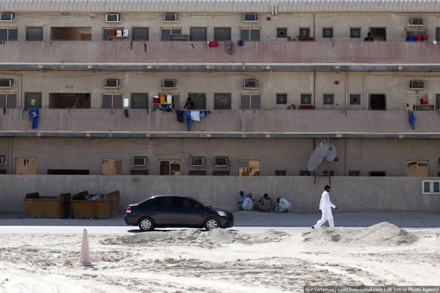 The Real Life of Migrant Laborers in the Emirates