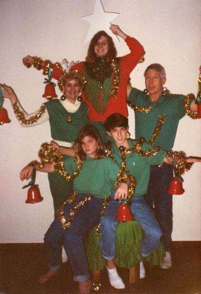 Funny Awkward Holiday Photographs
