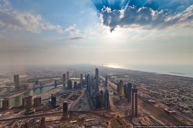 The View from Burj Khalifa, the Tallest Building in the World