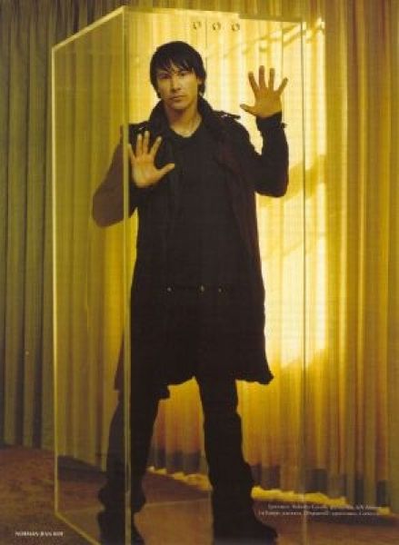 Some Awkward Pictures of Keanu Reeves