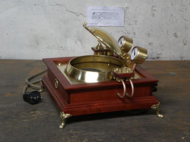 Amazing Handmade Steampunk CD Player