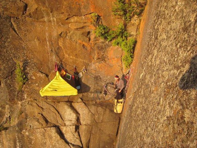 Extreme Hanging Tents