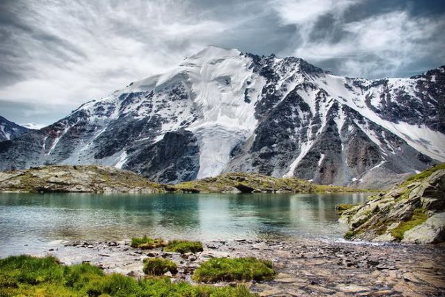 Beautiful Mountains in Winter