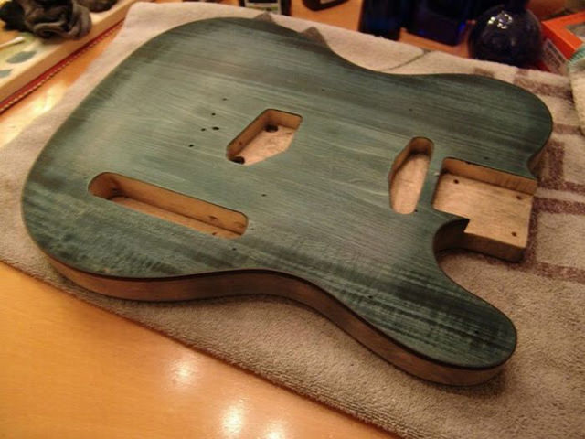 Awesome Homemade Guitar