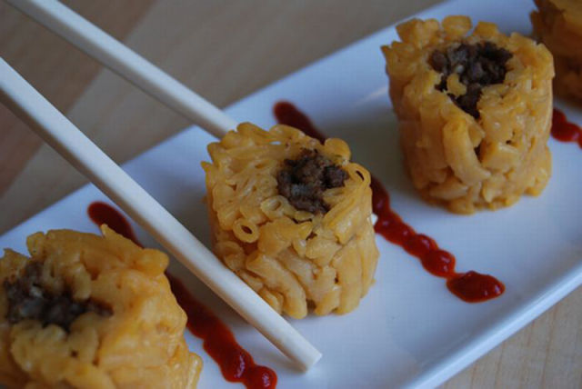 Making Sushi from Macaroni and Cheese