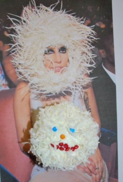 Birthday Cakes in Honor Lady Gaga