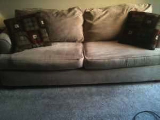 Homosexual Couch Is on Sale on Craigslist