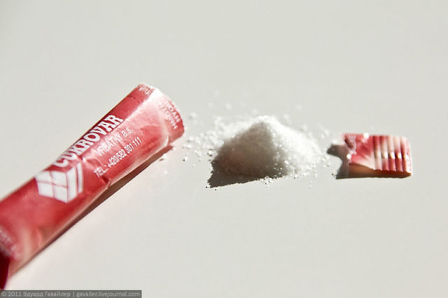 Do You Open Sugar Sticks Correctly?