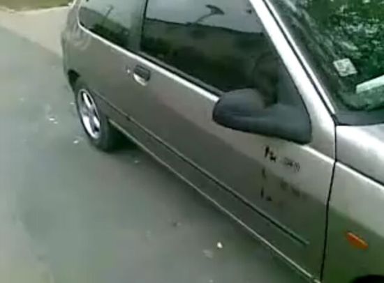 How to Break in a Car in 10 Seconds [VIDEO]