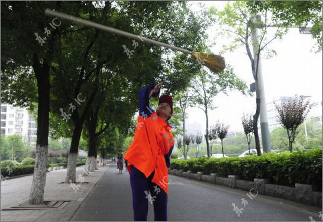 Chinese Idol: Sanitation Worker