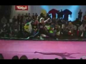 Cool Stunts from Slacklining Competition