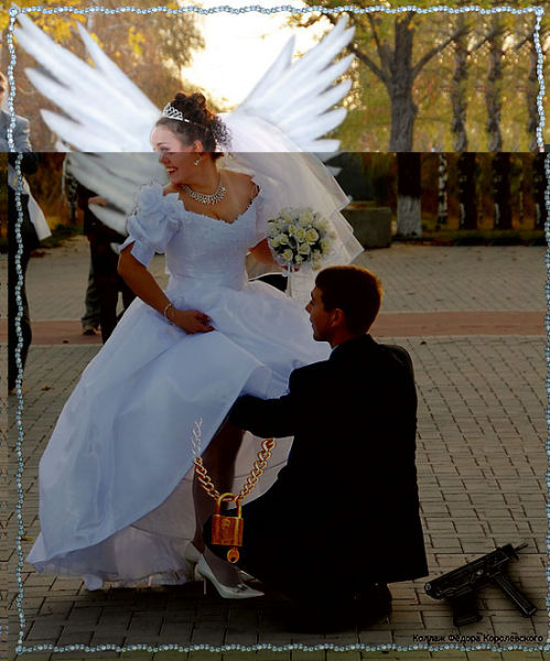 Funny Photoshopped Wedding Pictures (16 pics) - Izismile.com
 Bad Photoshopped Wedding