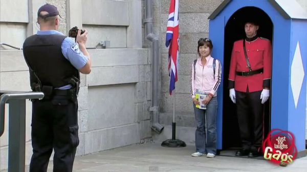 Funny British Underwear Guard Prank [VIDEO]