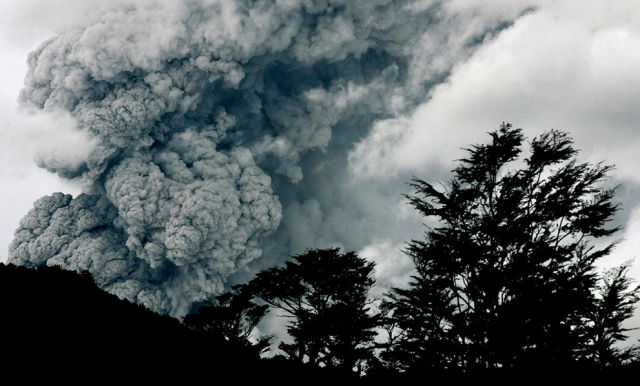 The Eruption of the Chilean Volcano Puyehue