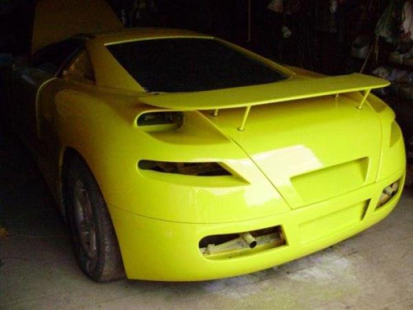 Brilliant Russian Man Builds His Own Sleek Car