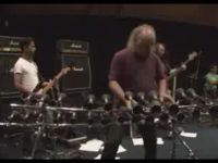 Bill Bailey Plays ‘Enter Sandman’ from Metallica with Horns