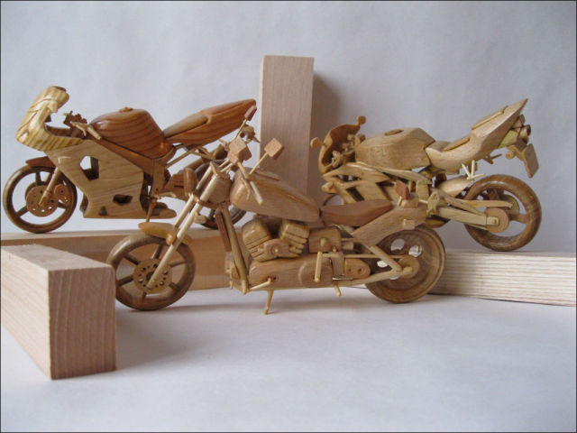 Amazing Wooden Miniature Motorcycles