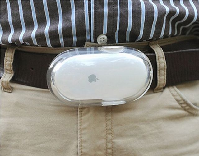 Belt Buckles Made From a Computer Mouse