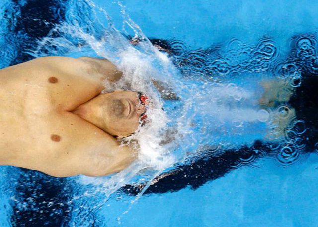 Sweet Action Shots From the 2011 FINA Swimming World Championships