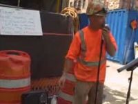 Construction Worker Sings Frank Sinatra like a Boss