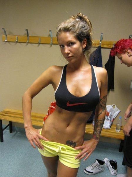 Athletic Women With Awesome Bodies 33 Pics