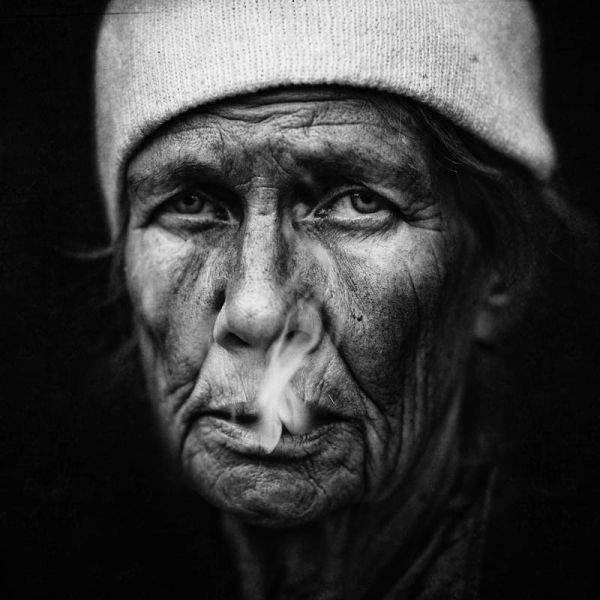 Amazing Black and White Photos of the Homeless