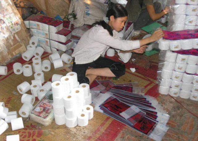 Small Chinese Toilet Paper Factory