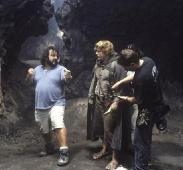 Rare Behind The Scenes Pictures From Iconic Movies