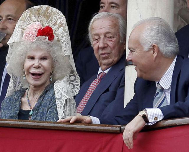The Wealthiest Woman of Spain Gives up Her Fortune Before Marriage