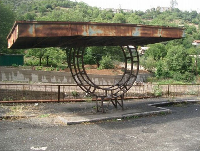 Creative and Out-of-the-Way Bus Stops