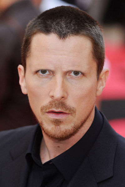 Celebrities With No Eyebrows