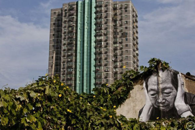 The Best 2010 Street Art Masterpieces
