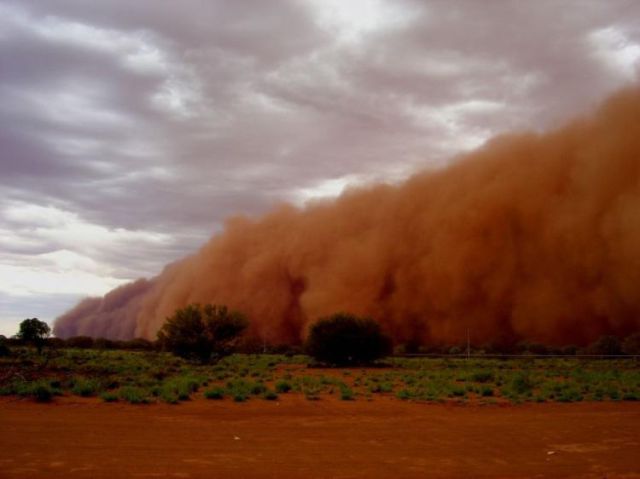 Dust Storms on Photographs