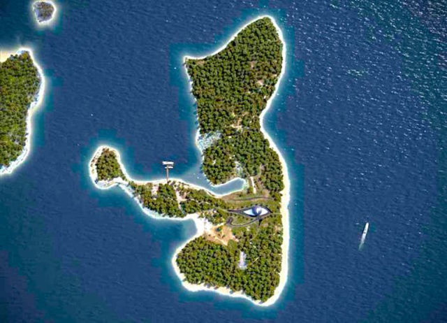 Naomi Campbell’s Amazing Turkish Island Villa
