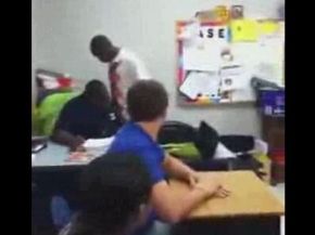 Awesome Teacher Stops Fight