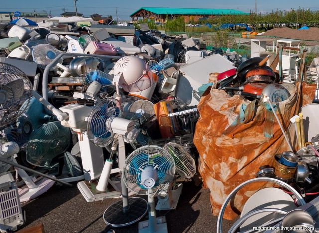 Dead Technology Recycling in Japan