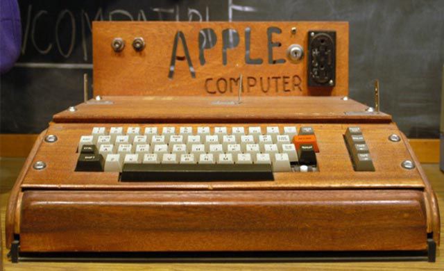 Apple: An Evolution in Photos