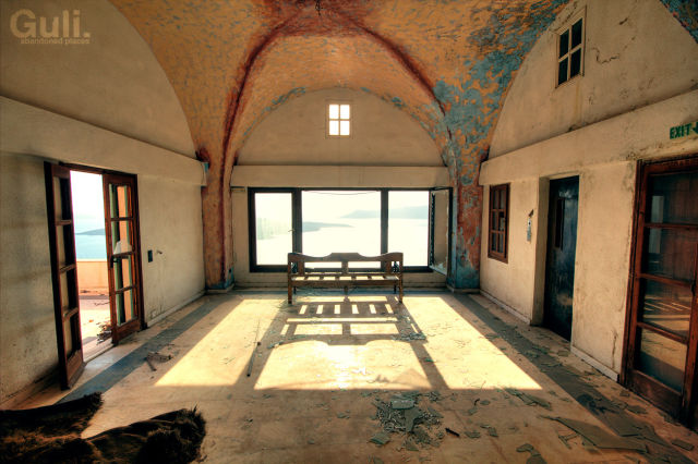 Magic “Magic sunset” pool bar, Santorini, Thira, Greece