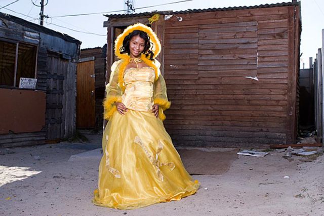 South African Slum Graduates Dress Up