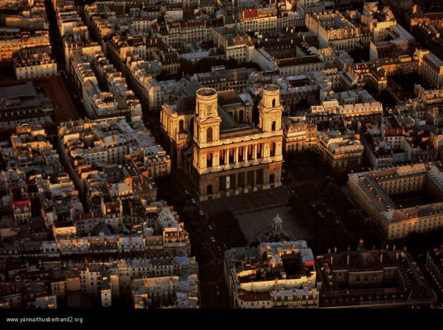 Magnificent Bird’s Eye View Photos of Paris