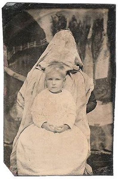 Bizarre Victorian Era Portraits