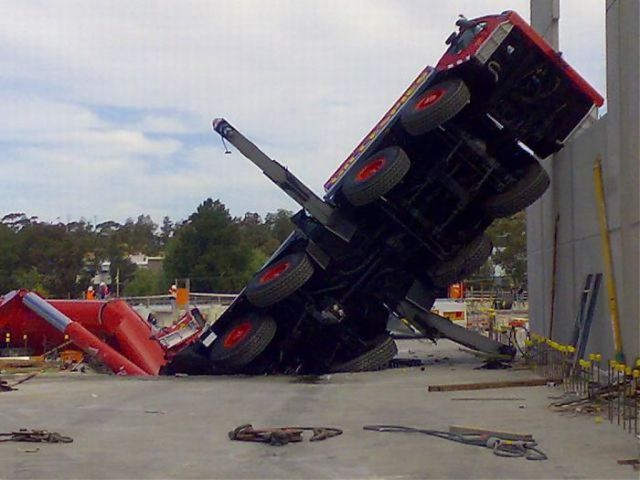 $4 Million Crane Fail in Australia