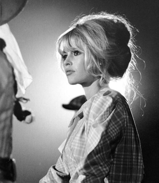 Brigitte Bardot Getting Older (16 pics) - Izismile.com