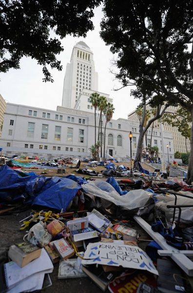 Huge Mess Left after Occupy LA People Thrown in Jail