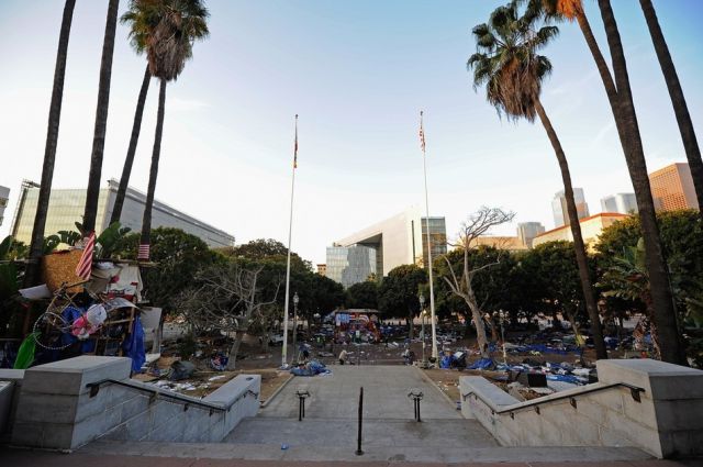 Huge Mess Left after Occupy LA People Thrown in Jail